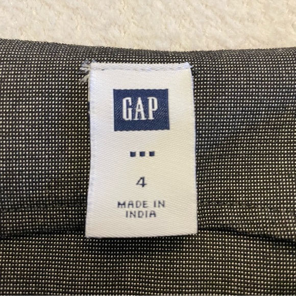 Gap Classic Pencil Dress. Size 4 - Picture 5 of 6